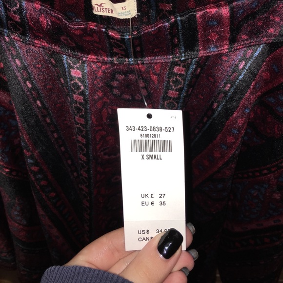 HOLLISTER VELVET SKIRT - Picture 4 of 4